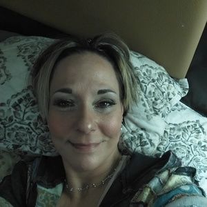 Meet your Posher, Carrie